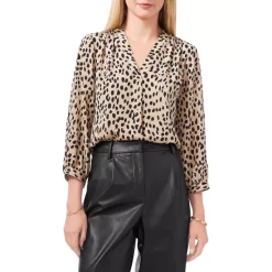 Discount 💯 VINCE CAMUTO Animal Print V Neck Blouse Khaki Haze ❤️